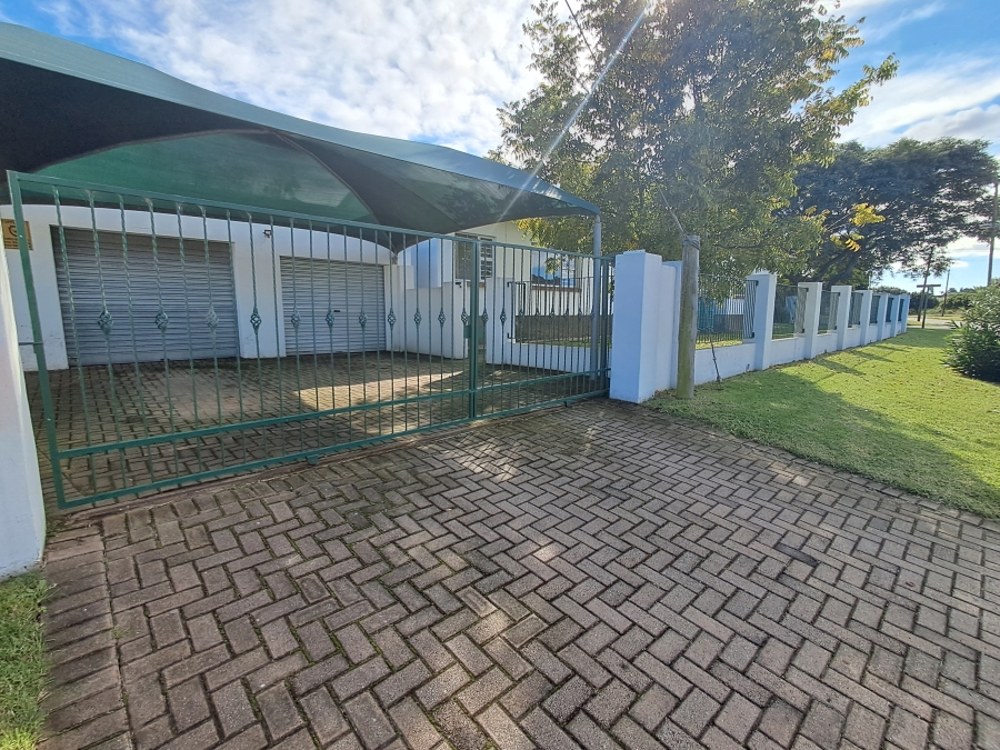 3 Bedroom Property for Sale in Mosel Eastern Cape